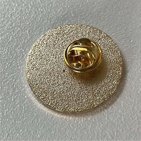 NAVY Forged by the Sea Pin 🇺🇸 - Picture 2 of 5